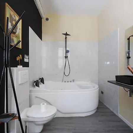 公寓 Baignoire Cosy Centre 纳博讷