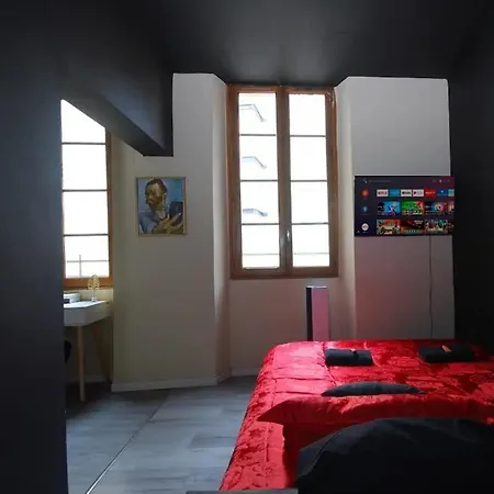 Baignoire Cosy Centre Apartment